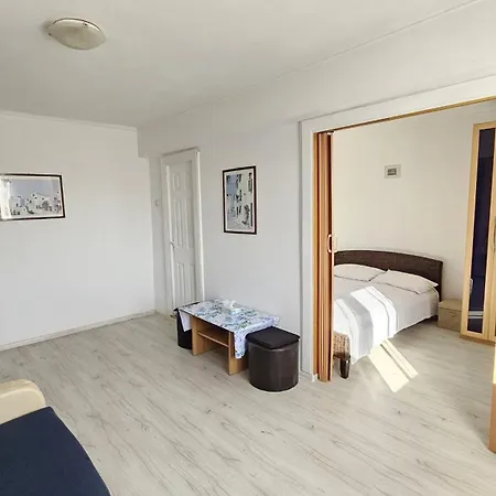 To The Nerversea Beach! Daire *